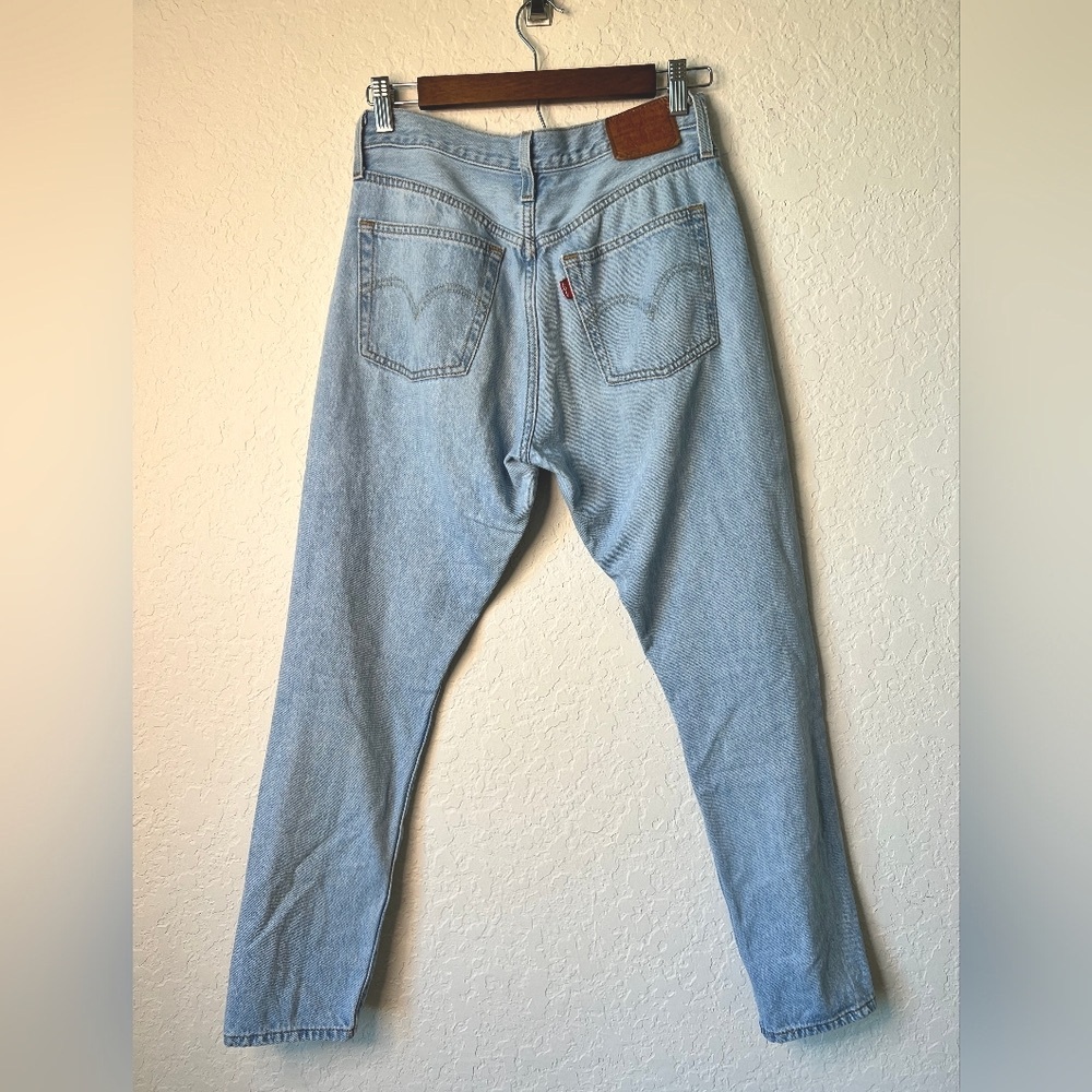 Levi's Premium Wedgie Straight Fit Women's Jeans size 26x28